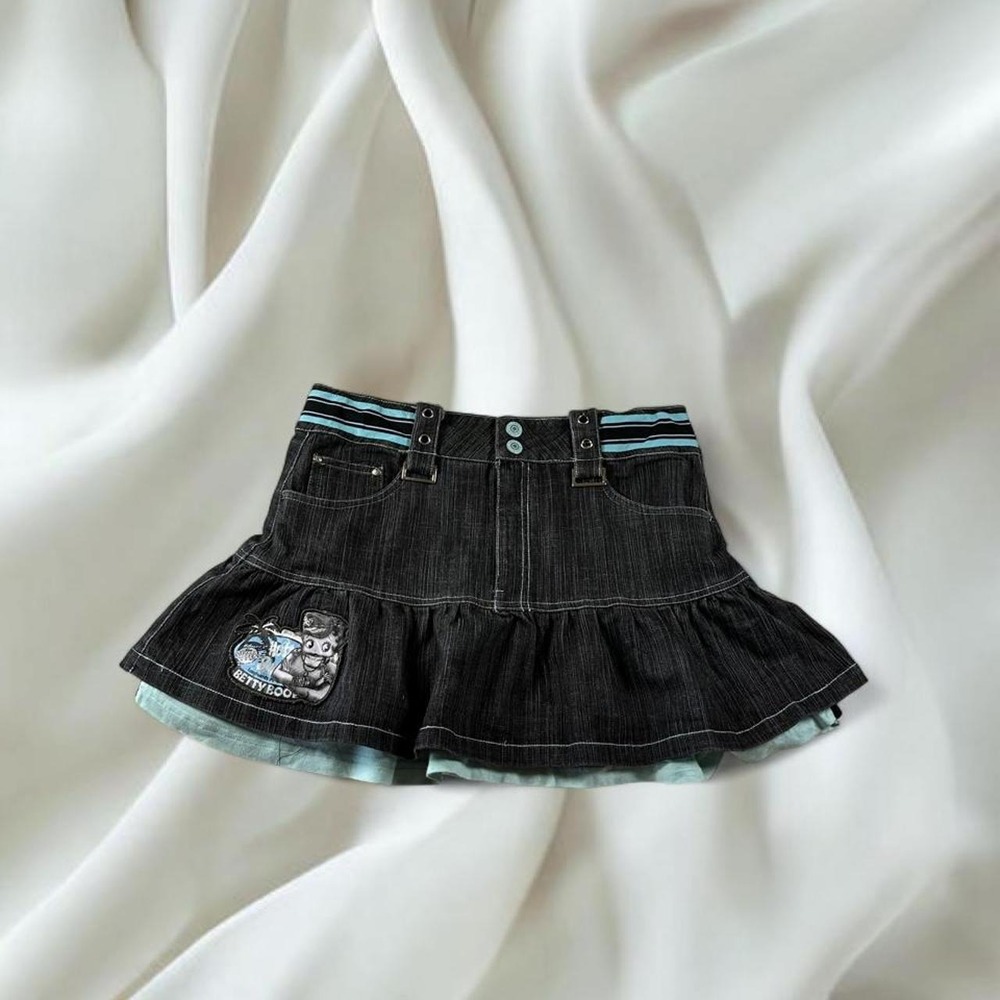 Betty Boop Jeans dark wash pleated ruffle denim mini skirt captain Betty graphic